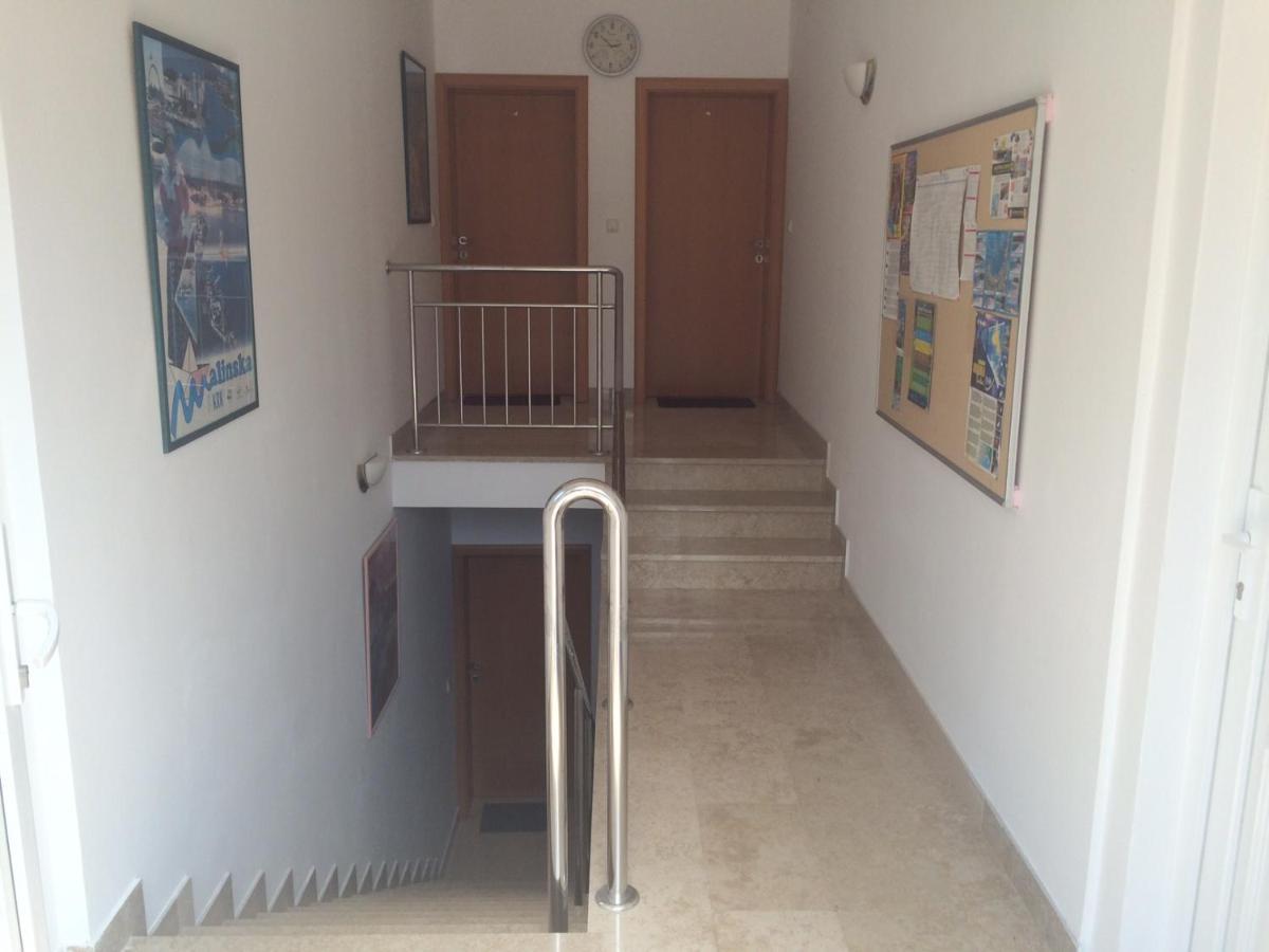 Apartments Malinska - Apartment 4 Екстер'єр фото