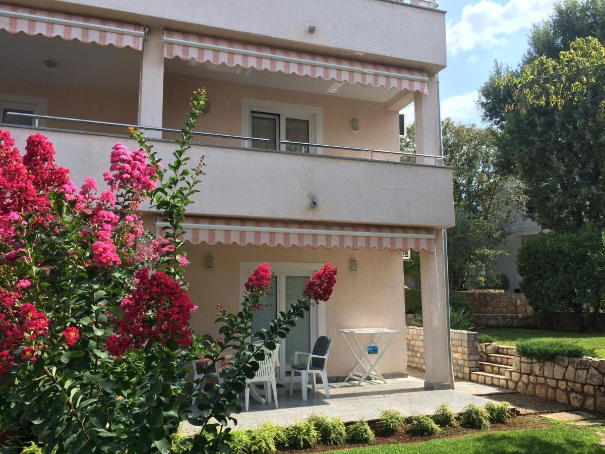 Apartments Malinska - Apartment 4 Екстер'єр фото